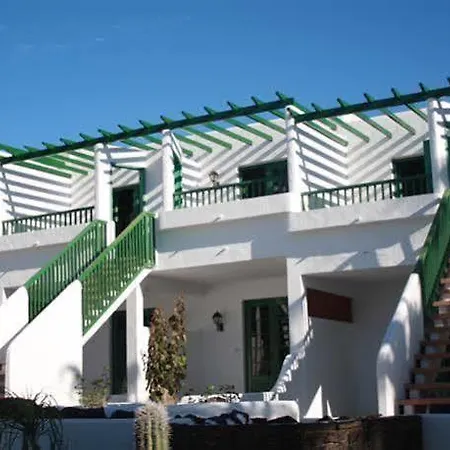 Apartamentos Tropicana Apartment
